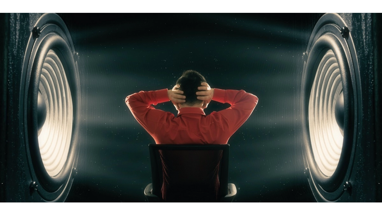 What Is Making Your Speakers Crackle? Elac The life of sound